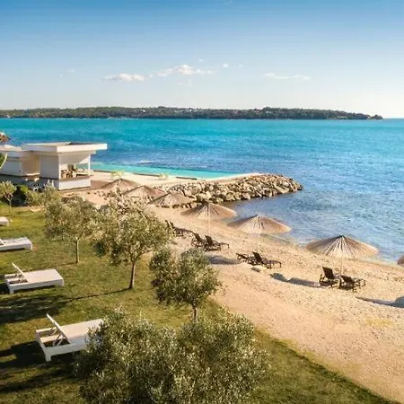 Palazzon - ~ Novigrad Vila *